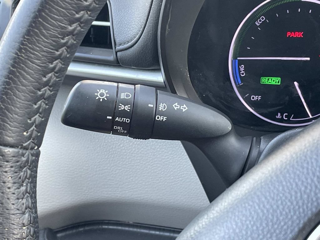 Used 2021 Toyota Sienna Limited FWD image 45