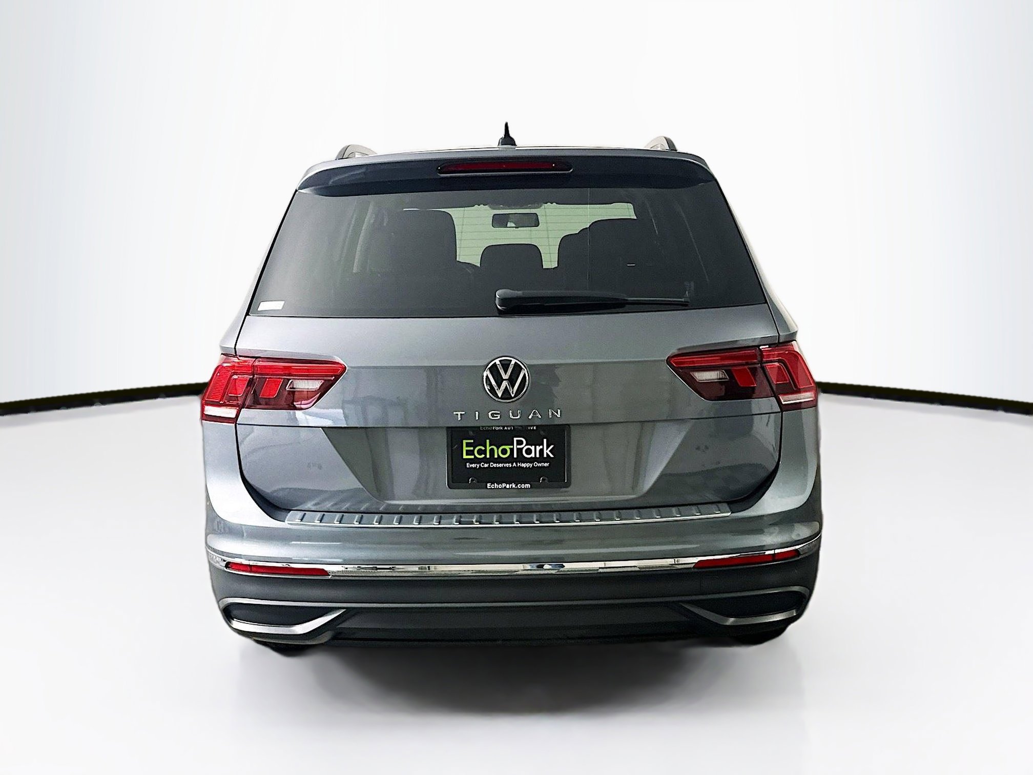 Used 2022 Volkswagen Tiguan S image 7