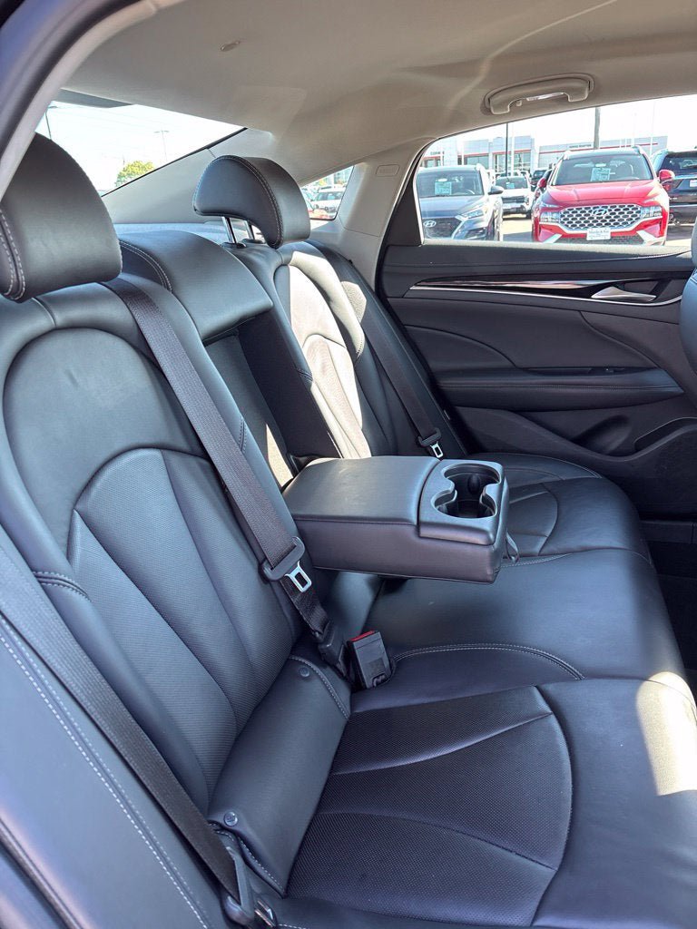 Used 2019 Buick LaCrosse Essence FWD image 28