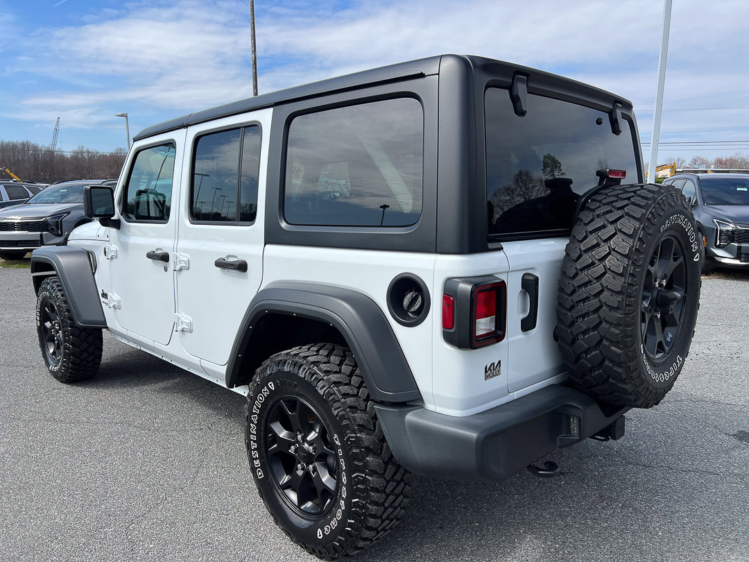 Used 2022 Jeep Wrangler Unlimited Sport AWD/4WD image 3