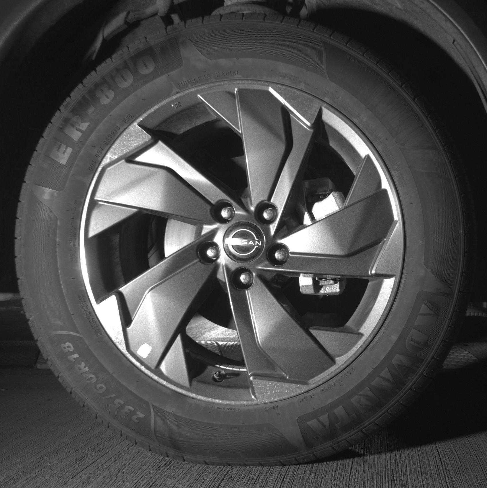 Used 2025 Nissan Rogue SV FWD image 16