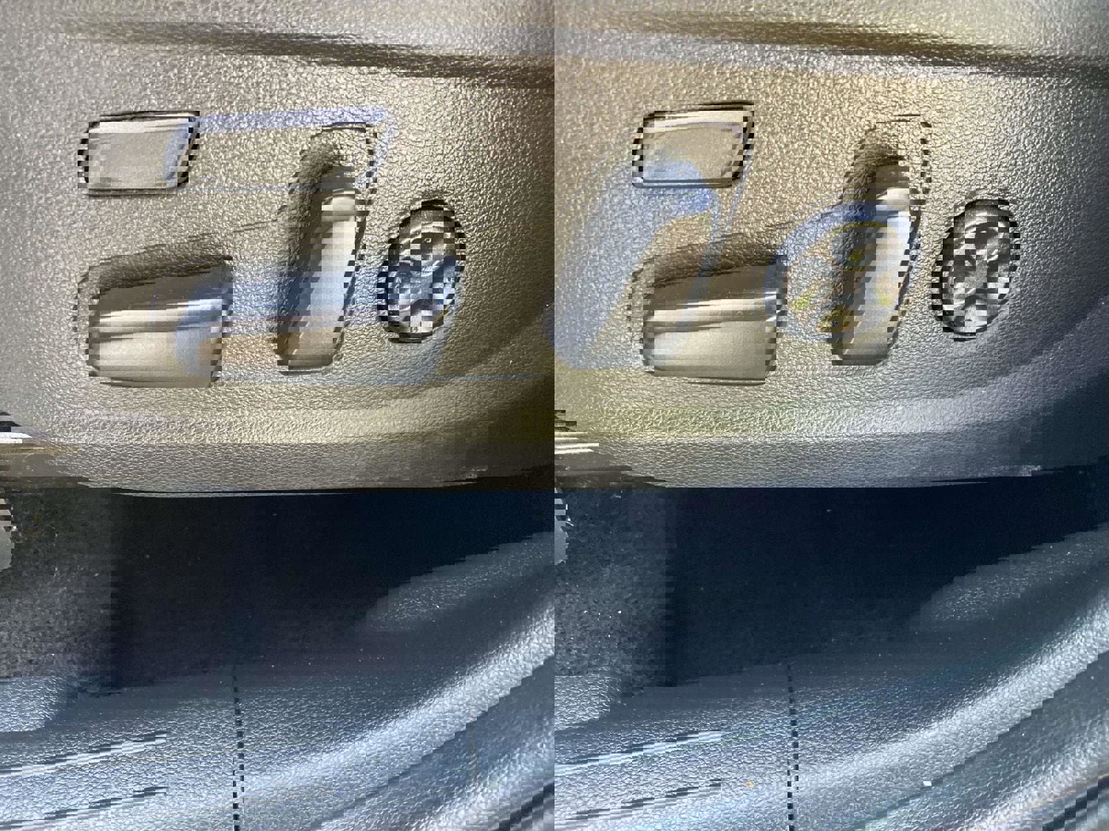 Used 2023 Hyundai Santa Fe Limited image 19