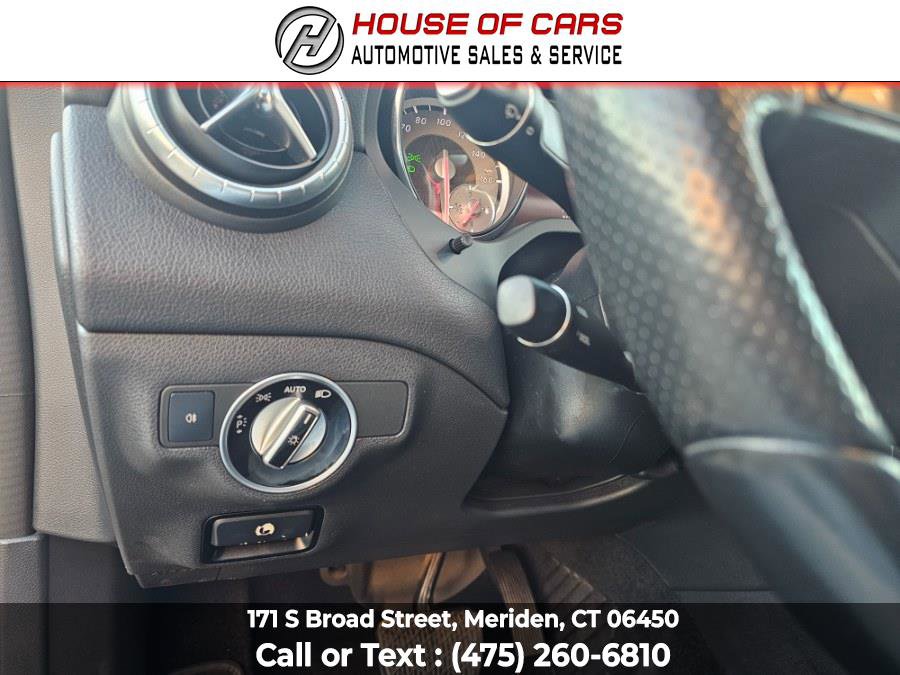 Used 2014 Mercedes-Benz CLA 250 4dr Sdn CLA250 4MATIC image 29