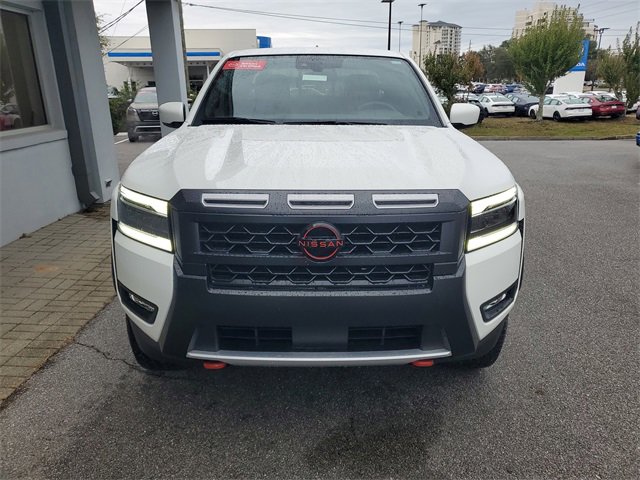 Used 2025 Nissan Frontier Pro-X image 12