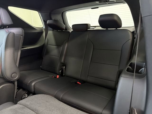 Used 2024 Chevrolet Traverse RS w/ LPO, Floor Liner Package image 19