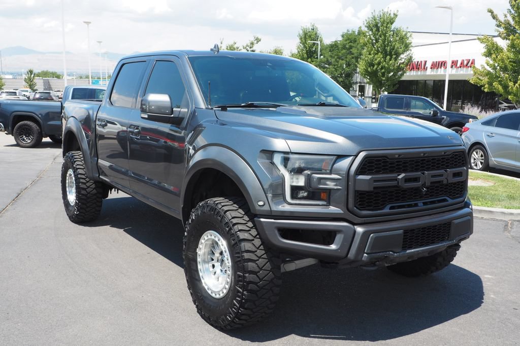 Used 2020 Ford F150 Raptor w/ Equipment Group 802A Luxury AWD/4WD image 9