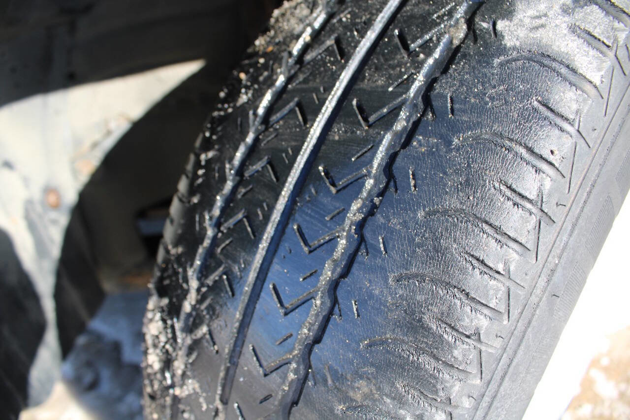 Used 1999 Toyota Camry LE image 16