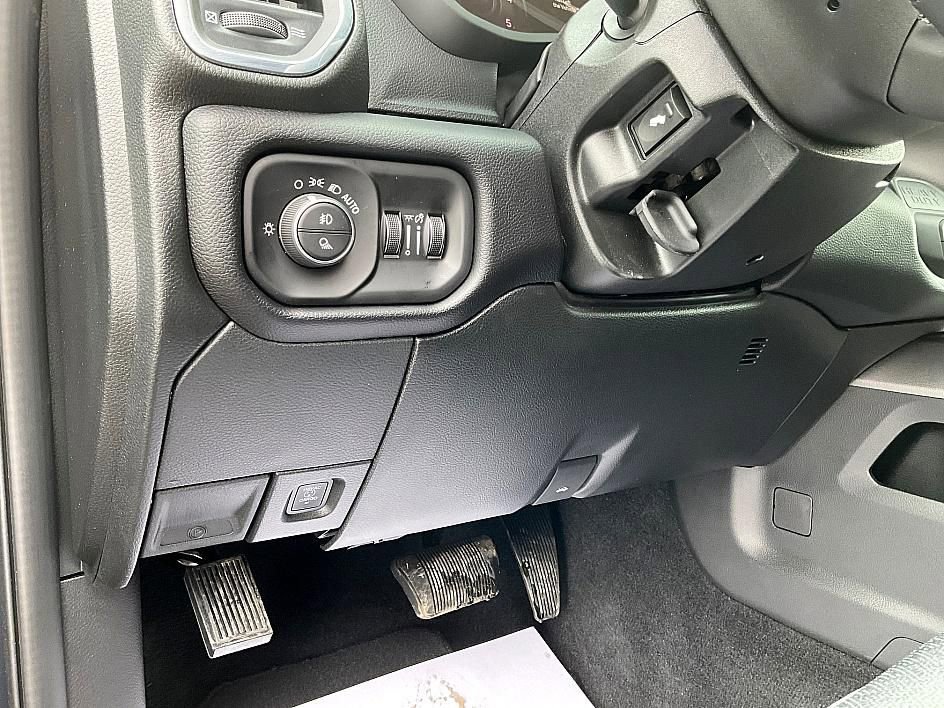 New 2026 RAM 2500 Laramie image 18