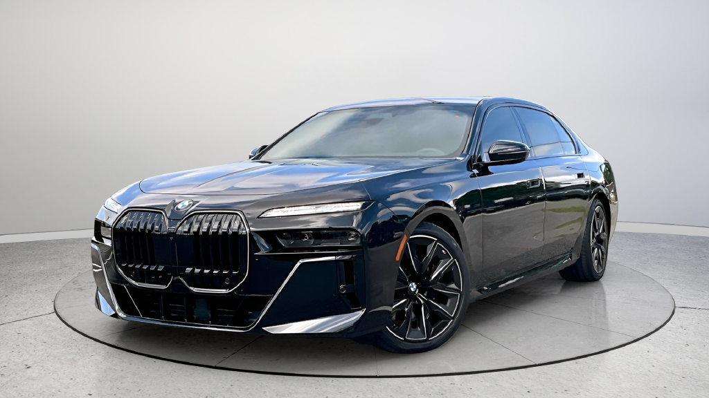 Certified 2026 BMW 760i xDrive w/ Executive Package