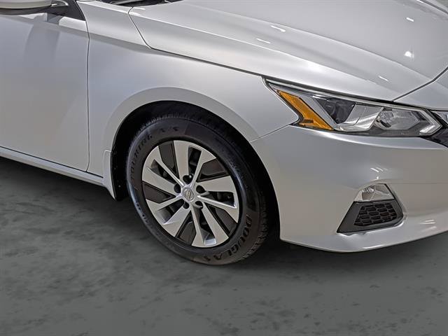 Used 2020 Nissan Altima 2.5 S AWD/4WD image 15