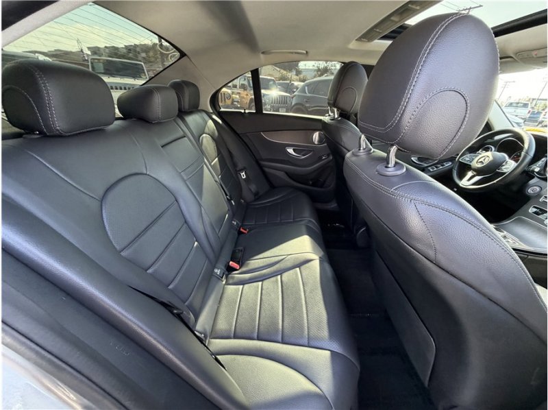 Used 2020 Mercedes-Benz C 300 Sedan w/ Premium Package image 26