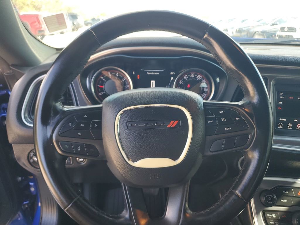 Used 2021 Dodge Challenger SXT image 25