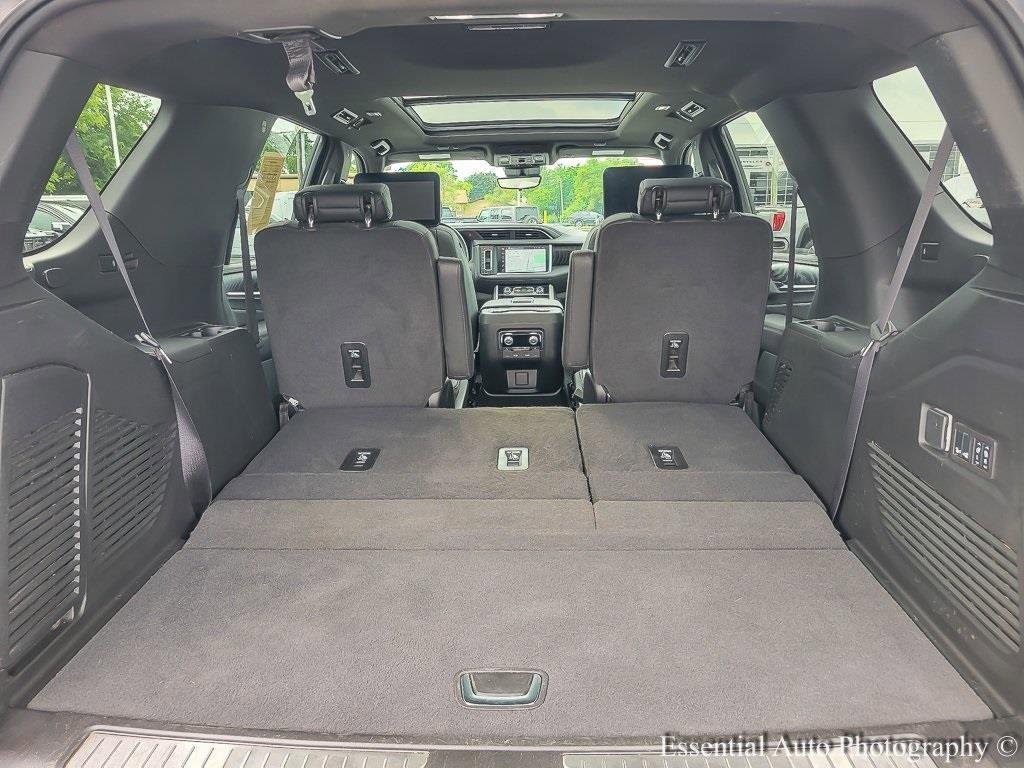 Used 2024 GMC Yukon Denali w/ Advanced Technology Package image 22