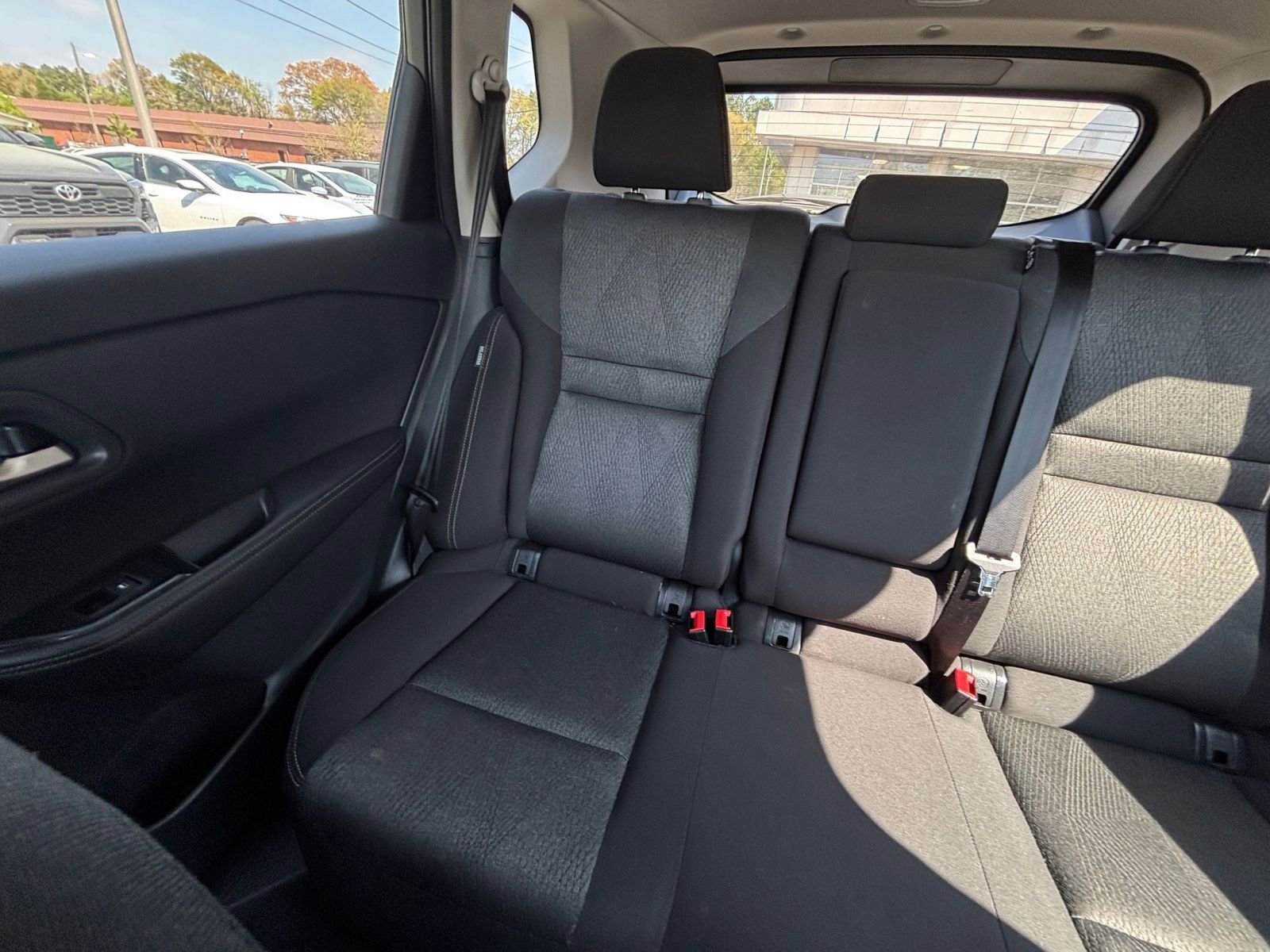 Used 2025 Nissan Rogue SV FWD image 46