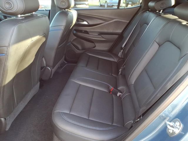 Used 2025 Buick Envista Sport Touring w/ Experience Buick Package FWD image 7