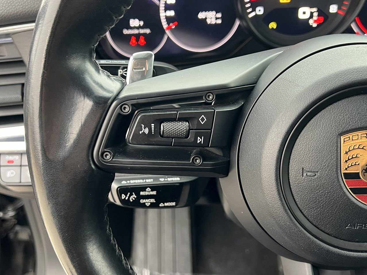 Used 2022 Porsche Panamera Platinum Edition image 10