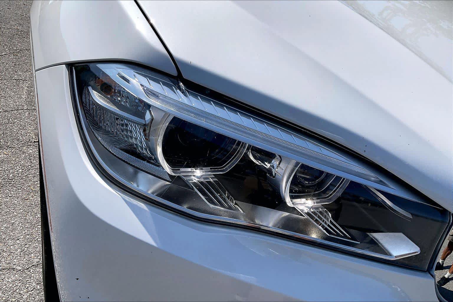 Used 2018 BMW X5 xDrive35i AWD/4WD image 28