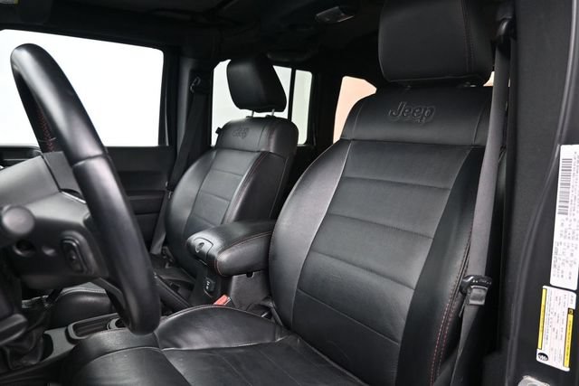 Used 2012 Jeep Wrangler Unlimited Sahara AWD/4WD image 13