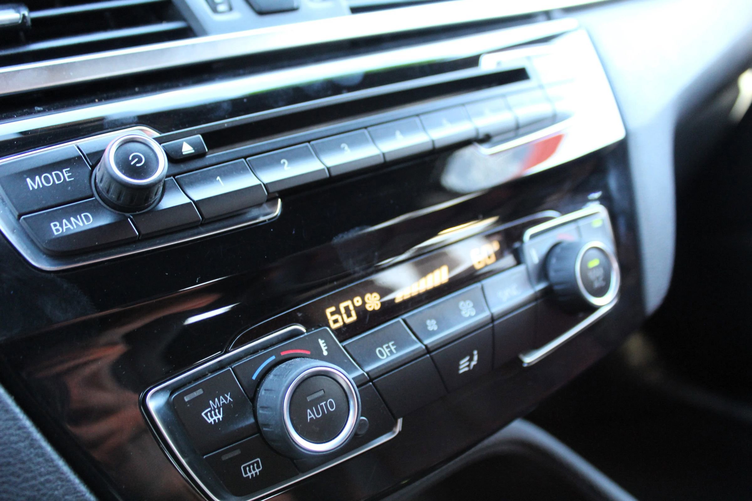 Used 2017 BMW X1 xDrive28i image 10