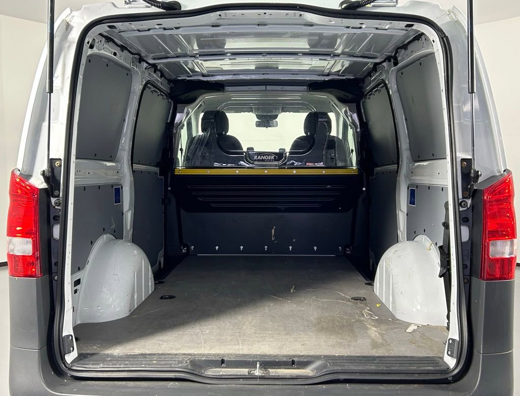 Used 2022 Mercedes-Benz Metris image 13