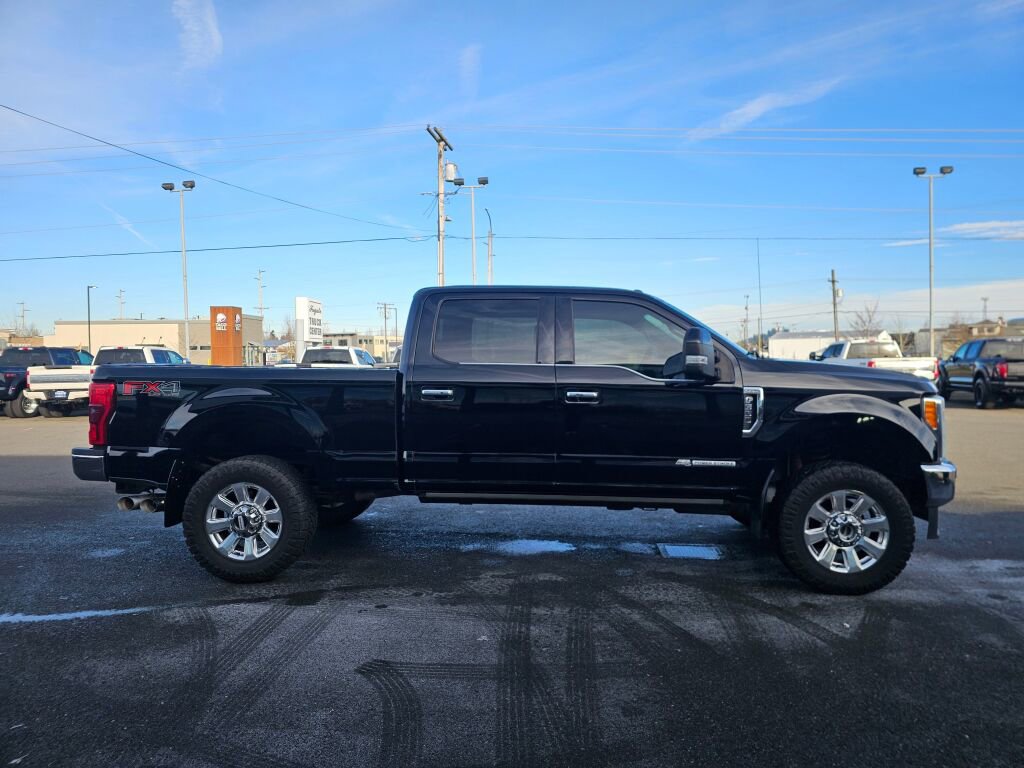 Used 2017 Ford F350 Platinum w/ FX4 4x4 Off Road Package image 5