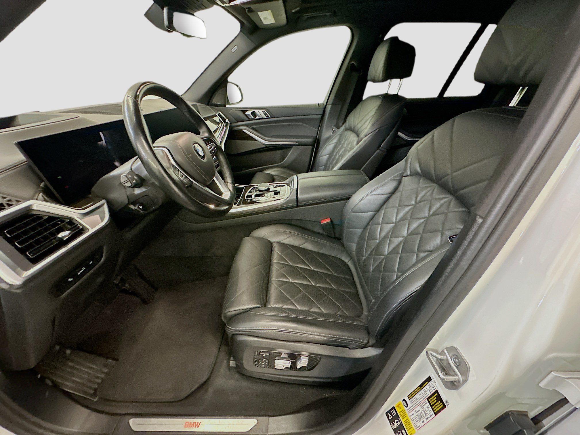 Used 2024 BMW X5 xDrive40i AWD/4WD image 13