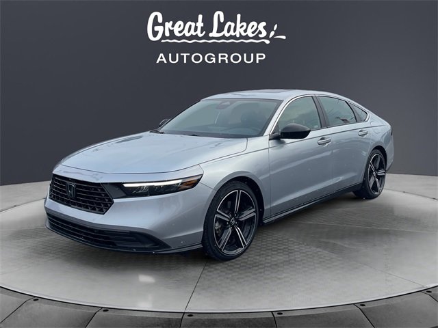 Used 2024 Honda Accord Sport image 1