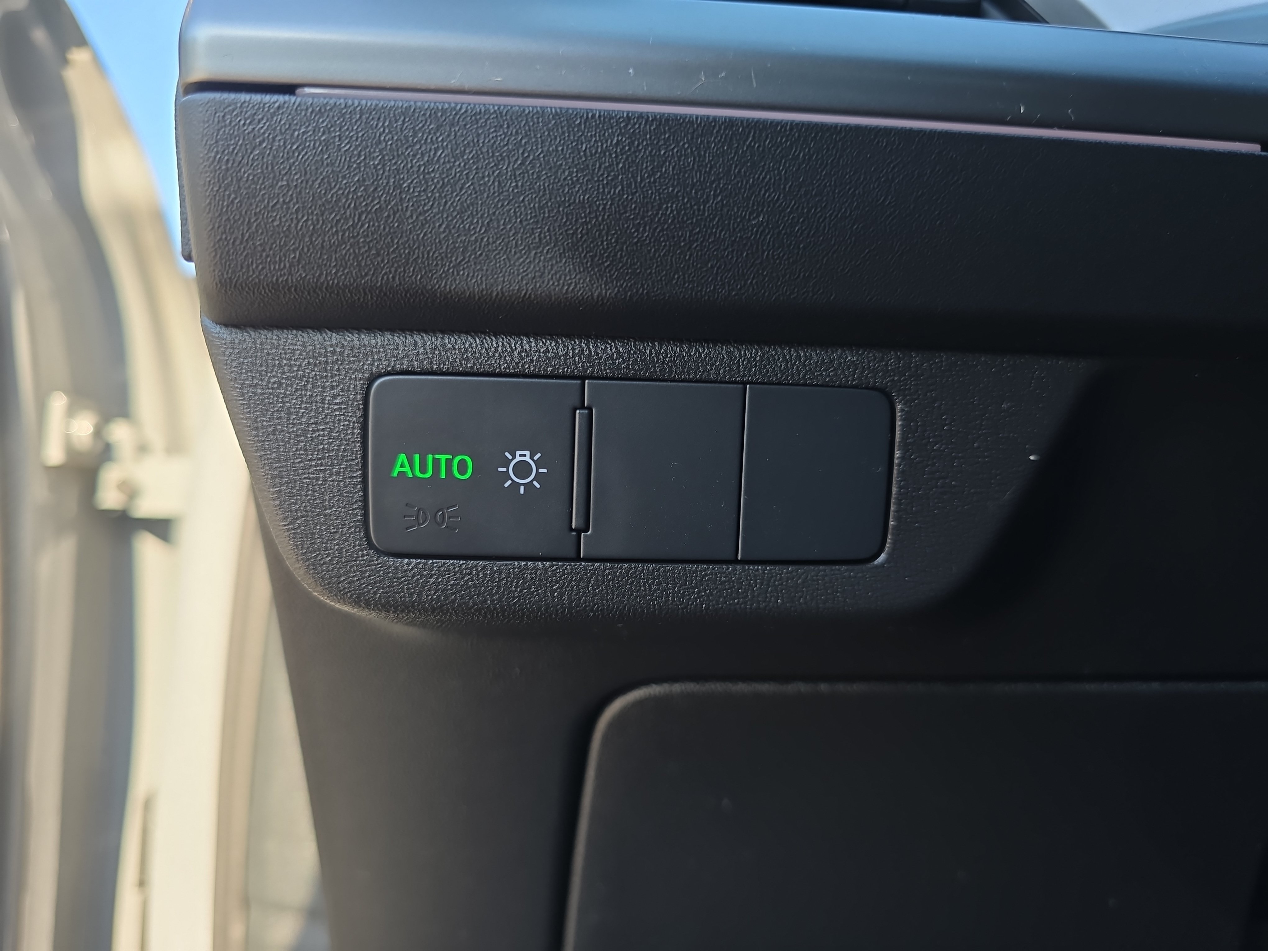 Used 2023 Audi Q4 e-tron Premium Plus w/ Premium Plus RWD image 26