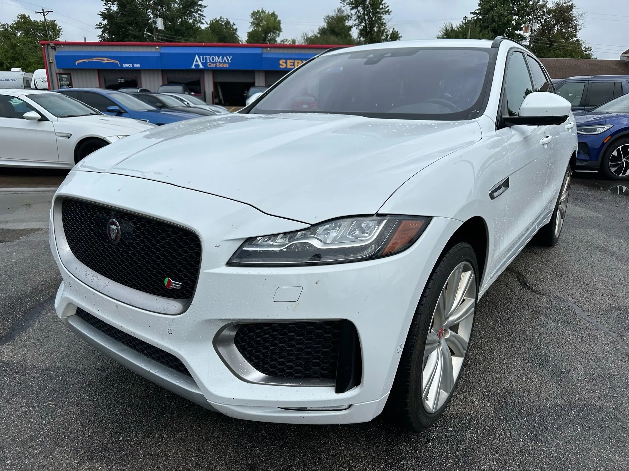 Used 2019 Jaguar F-PACE S image 26