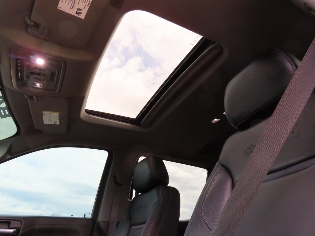 Used 2020 Chevrolet Silverado 1500 RST w/ All-Star Edition AWD/4WD image 5
