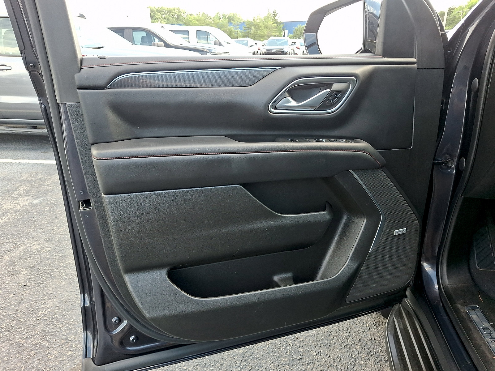 Certified 2023 Chevrolet Suburban RST AWD/4WD image 13