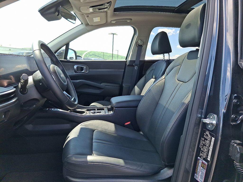 Certified 2024 Kia Sorento X-Line EX AWD/4WD image 14