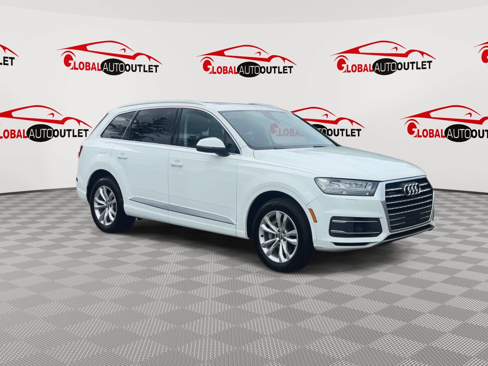 Used 2019 Audi Q7 3.0T Premium Plus AWD/4WD image 2
