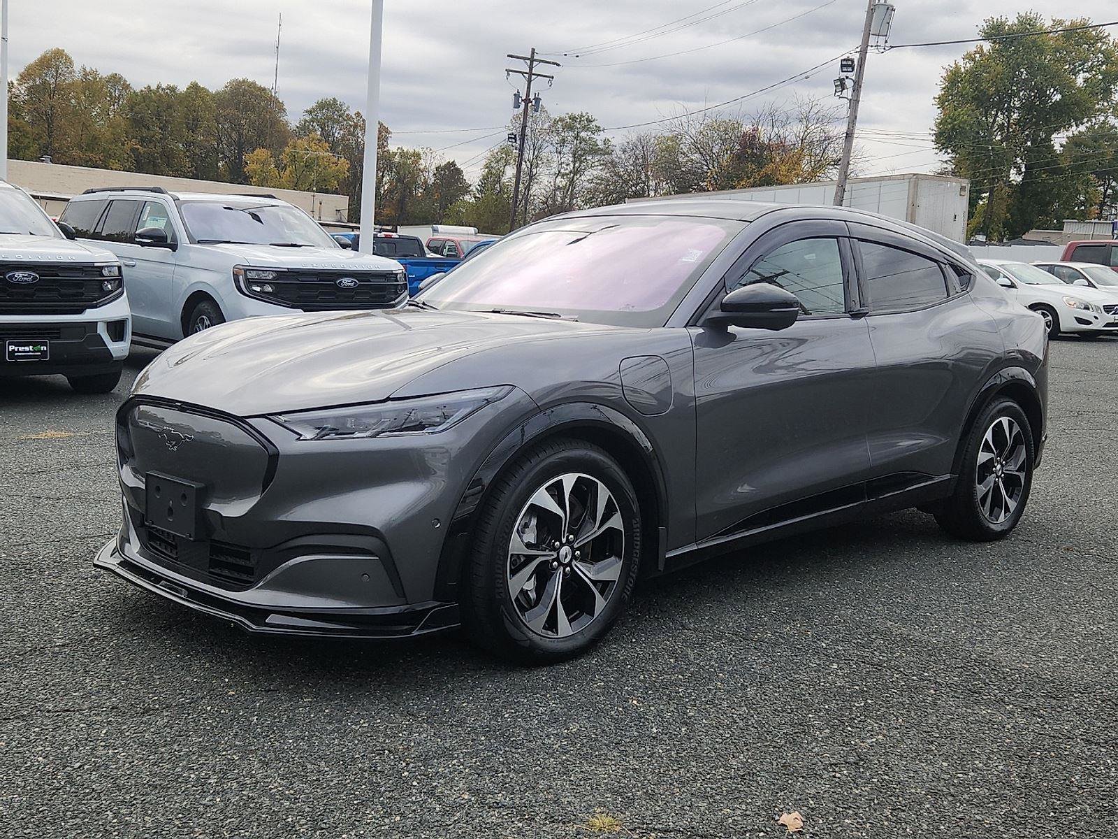 Used 2021 Ford Mustang Mach-E Premium image 3