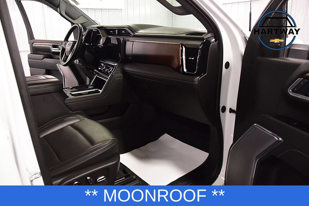 Used 2025 GMC Sierra 3500 Denali w/ Denali Reserve Package AWD/4WD image 34