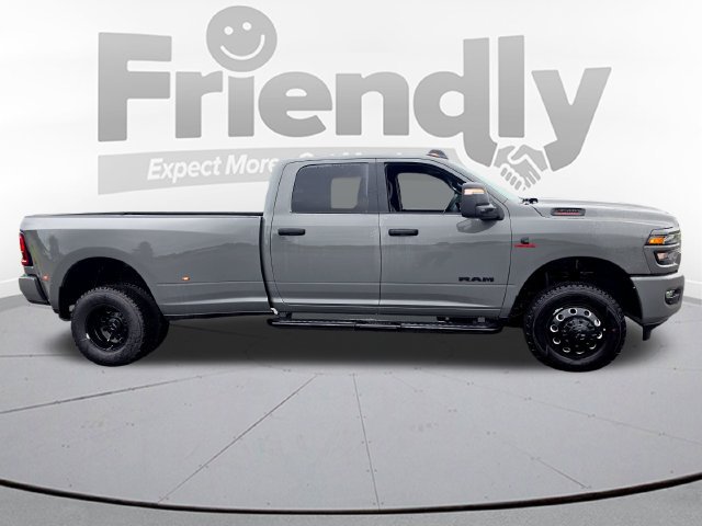 New 2026 RAM 3500 Big Horn AWD/4WD image 4