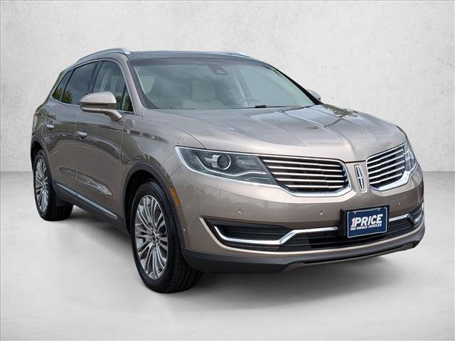 Used 2018 Lincoln MKX Reserve w/ Driver Assistance Package FWD image 3