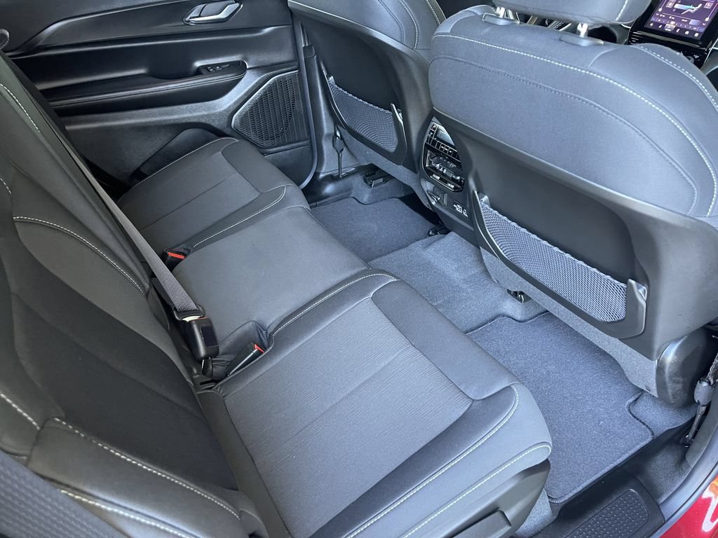 New 2026 Jeep Grand Cherokee L 4WD image 15