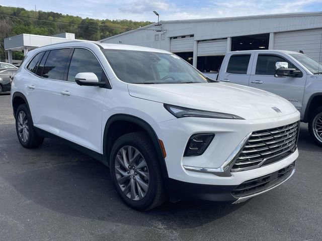 Used 2025 Buick Enclave Preferred image 2