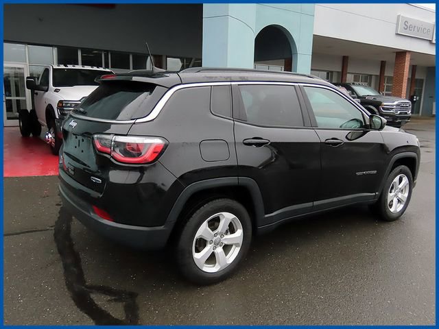 Certified 2019 Jeep Compass Latitude w/ Cold Weather Group image 7