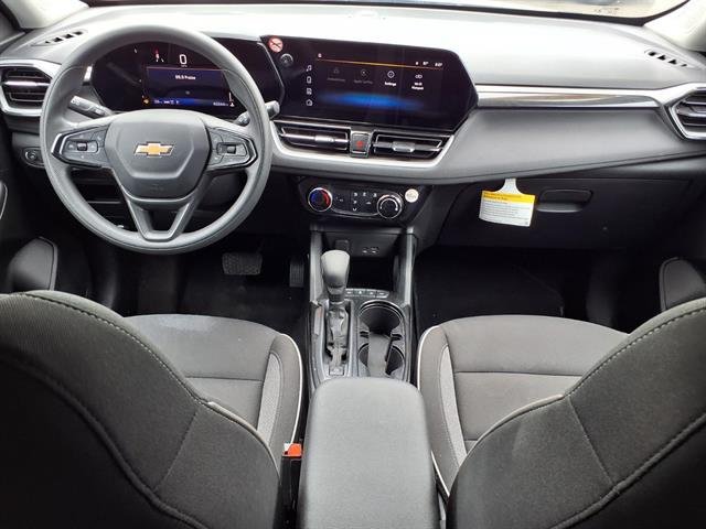 Used 2025 Chevrolet TrailBlazer LT AWD/4WD image 8