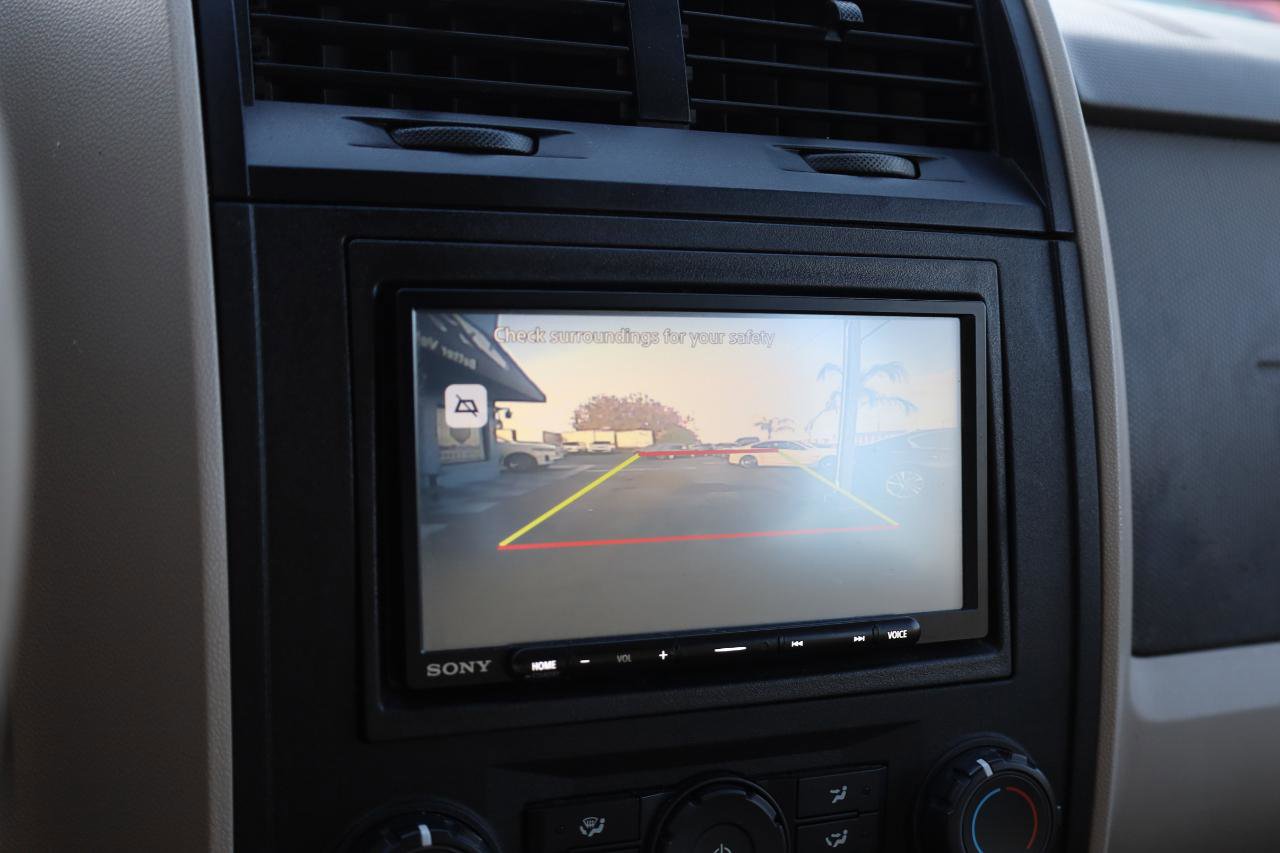 Used 2011 Ford Escape XLS w/ 101A Rapid Spec Order Code FWD image 10