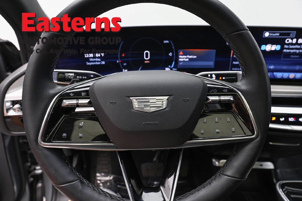 Used 2024 Cadillac Lyriq Luxury AWD/4WD image 11