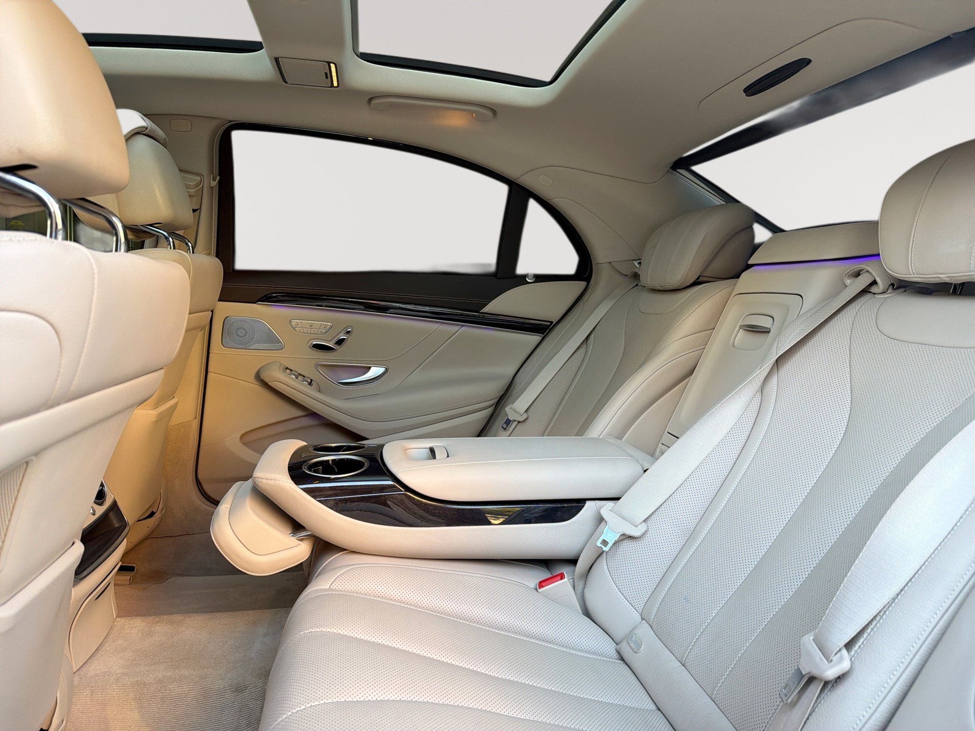 Used 2016 Mercedes-Benz S 550 4MATIC Sedan image 27