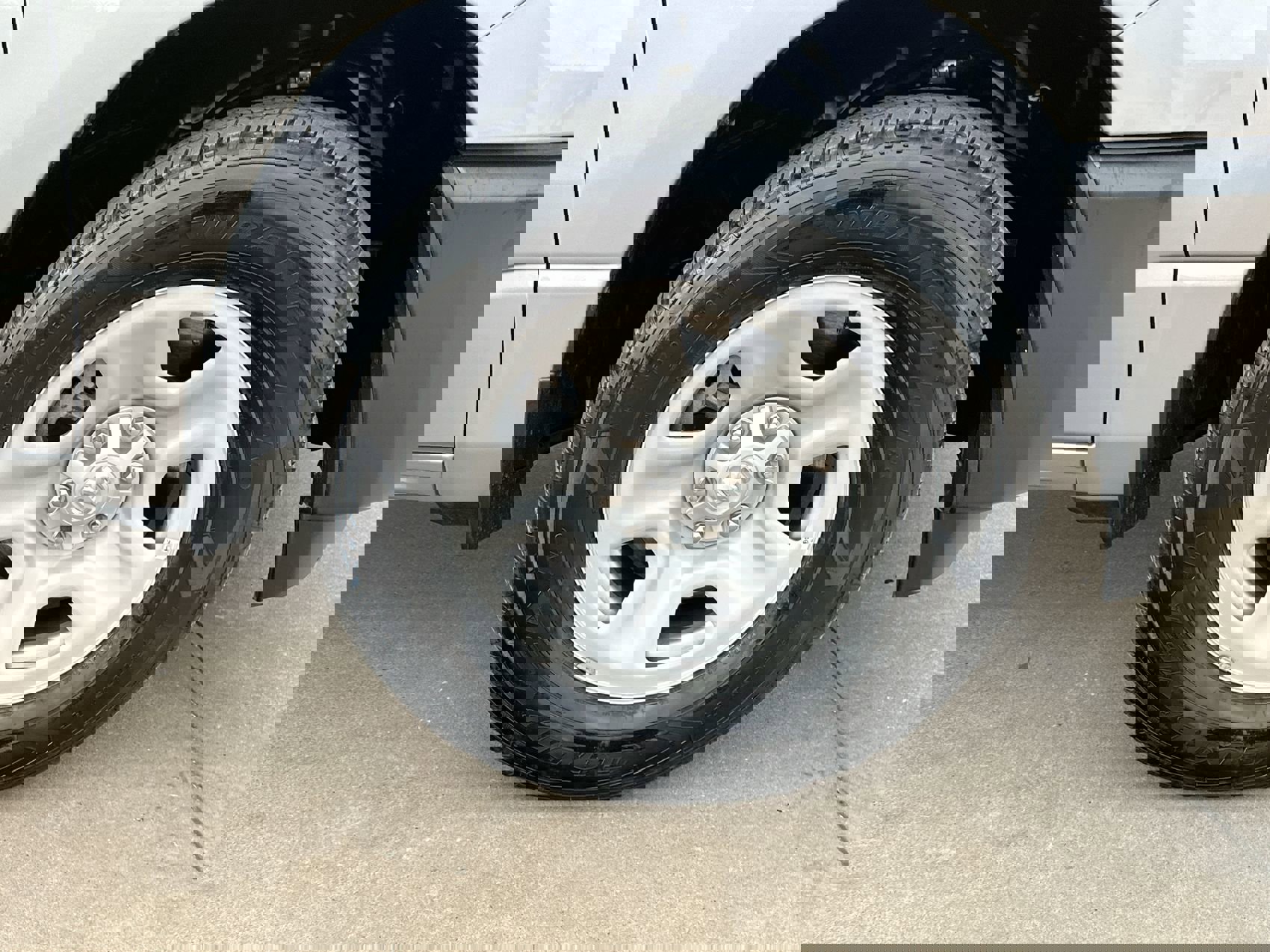 Used 2025 RAM 1500 Tradesman image 10