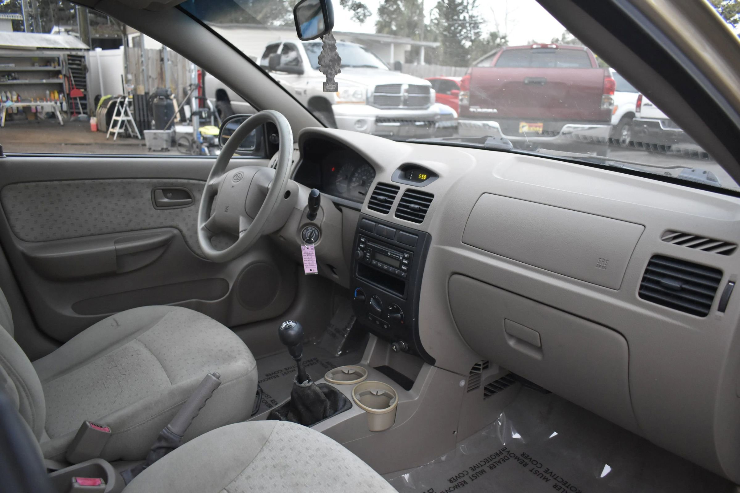 Used 2005 Kia Rio Sedan image 12