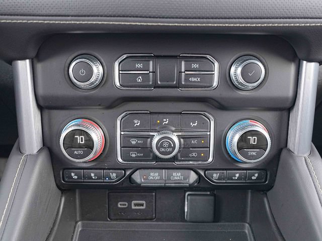 Used 2024 GMC Yukon SLT AWD/4WD image 33