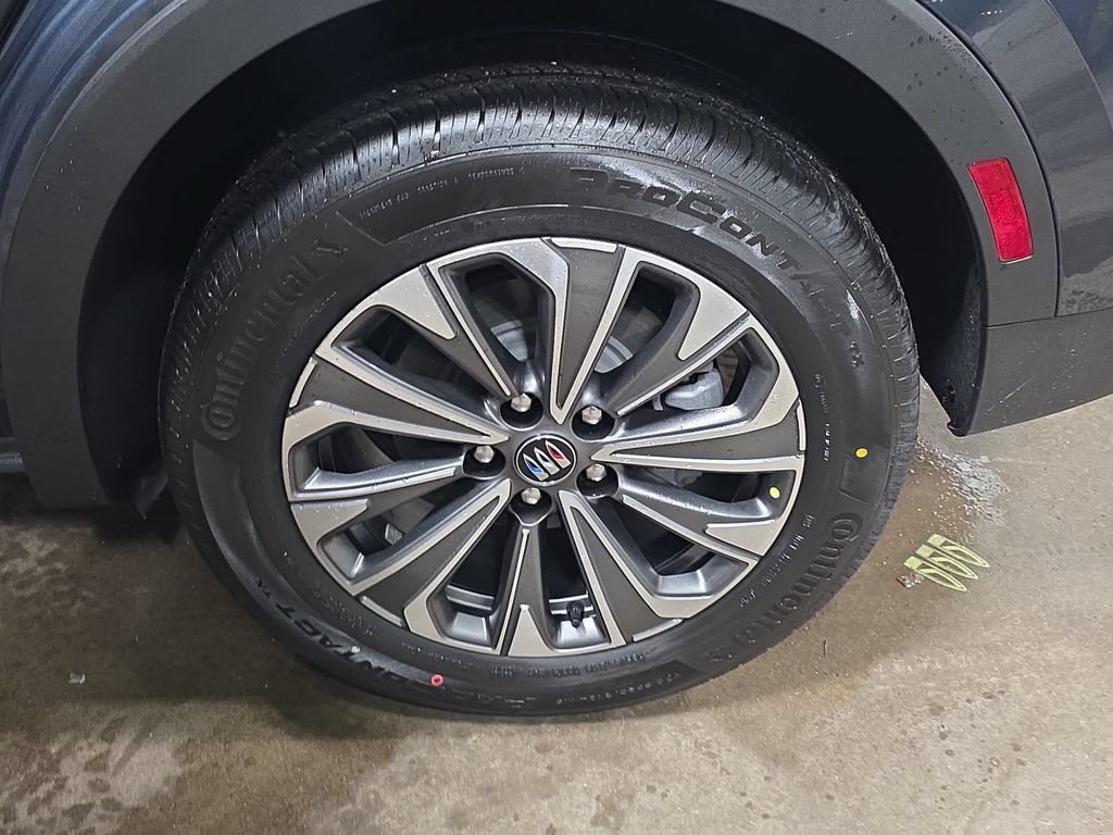 New 2026 Buick Envision Preferred AWD/4WD image 33