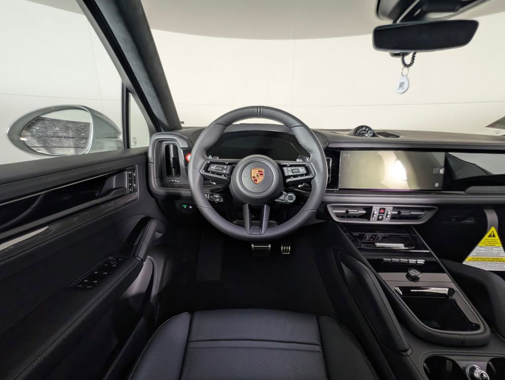 New 2026 Porsche Cayenne GTS image 20
