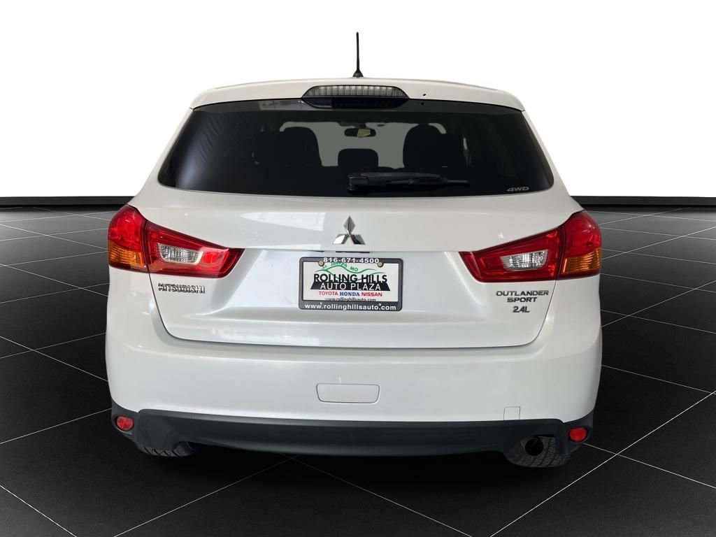 Used 2015 Mitsubishi Outlander Sport ES image 4